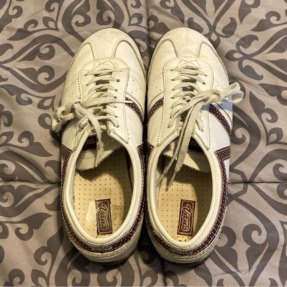 Vintage Vans Sneakers - Picture 2 of 9